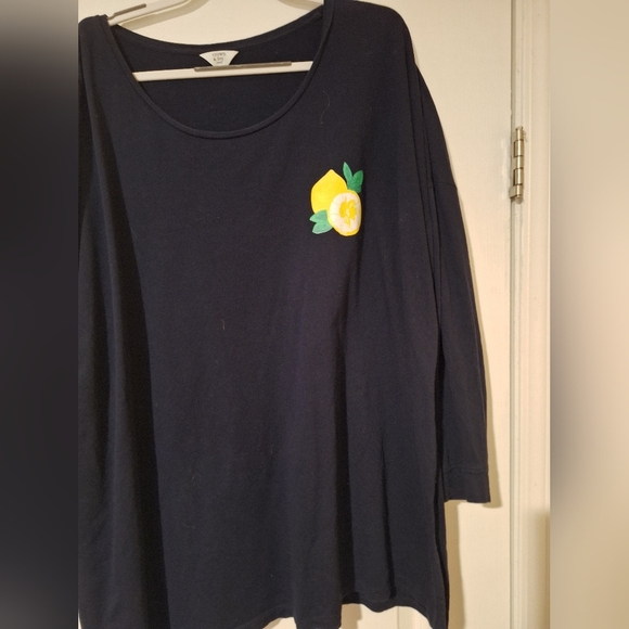 Womens Long Sleeve Crown & Ivy Navy Blue Top with Lemon 3X - Picture 2 of 4
